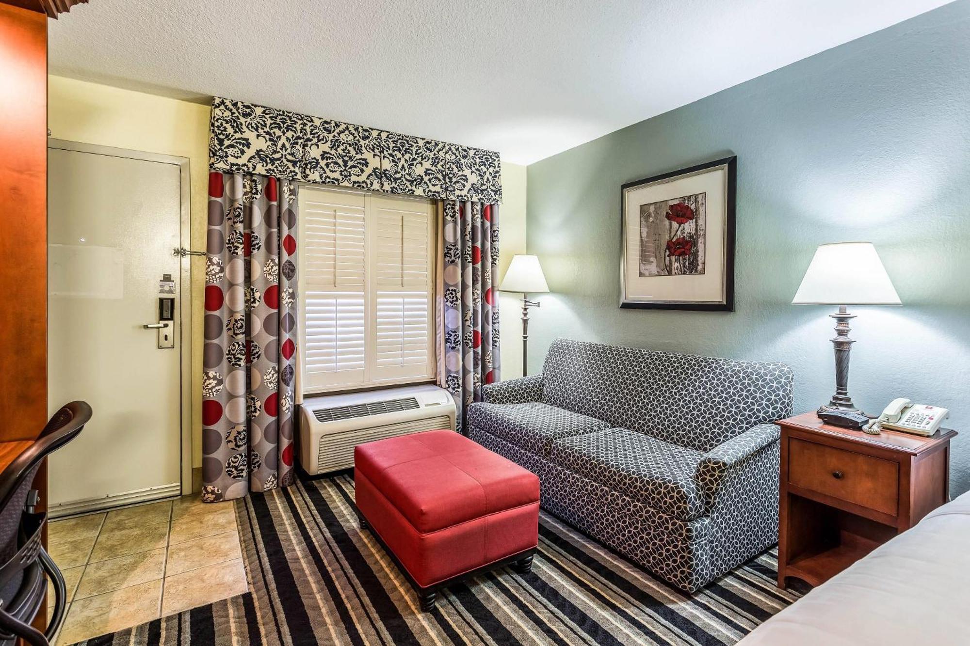 Clarion Pointe Huntsville Research Park Buitenkant foto